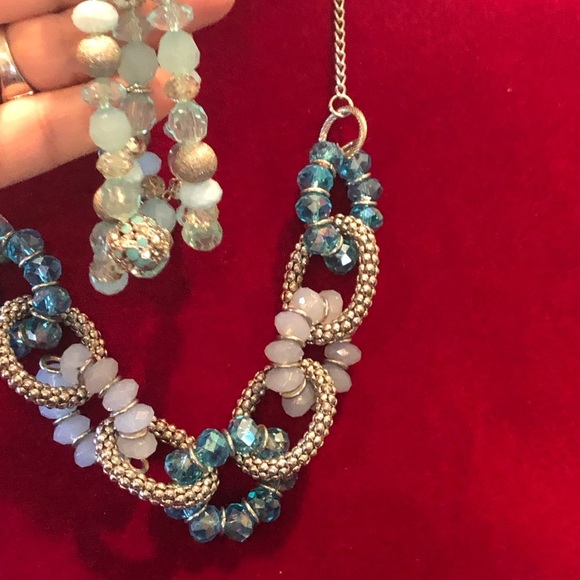 Women fashion jewelry Necklace and bracelet 2 pcs set  in blue - Picture 2 of 3